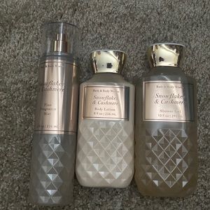 Snowflakes & Cashmere set